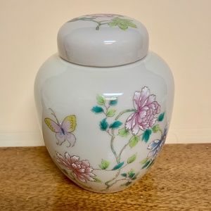 Vintage Cho Cho San Francisco Butterflies & Flowers Urn | Ginger Jar| Spice Jar